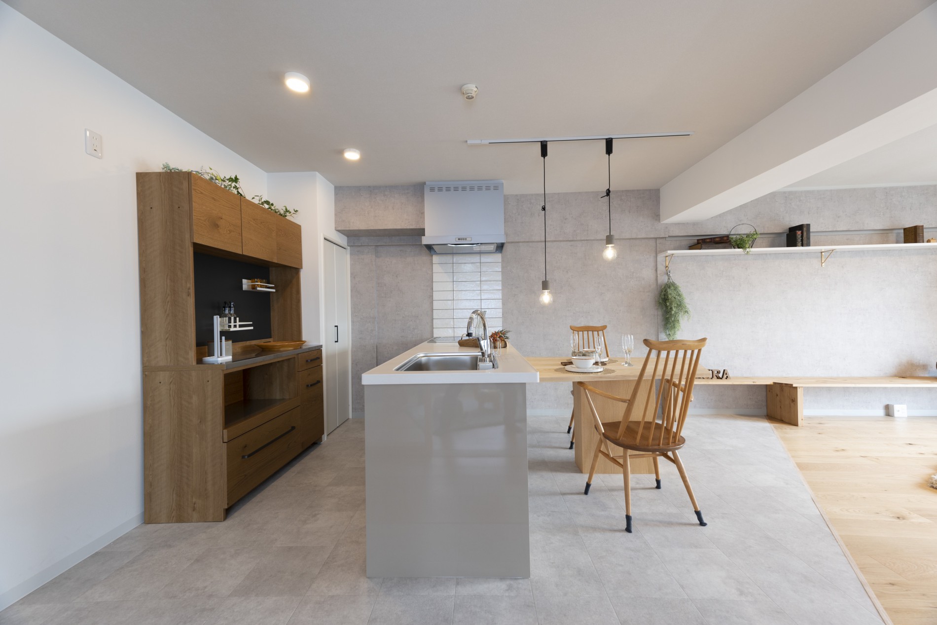 ペットと暮らせる駅近マンション さくら建設 株 自然素材 デザインリフォーム 広島 福山 一級建築設計 さくら建設 株 自然素材 デザインリフォーム 広島 福山 一級建築設計